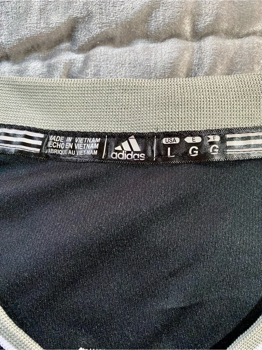 Men’s Adidas San Antonio Spurs 2 Jersey